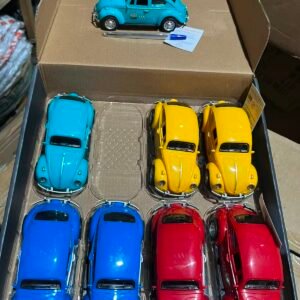 Caxia de fusca plastico com musical 17cm c/8